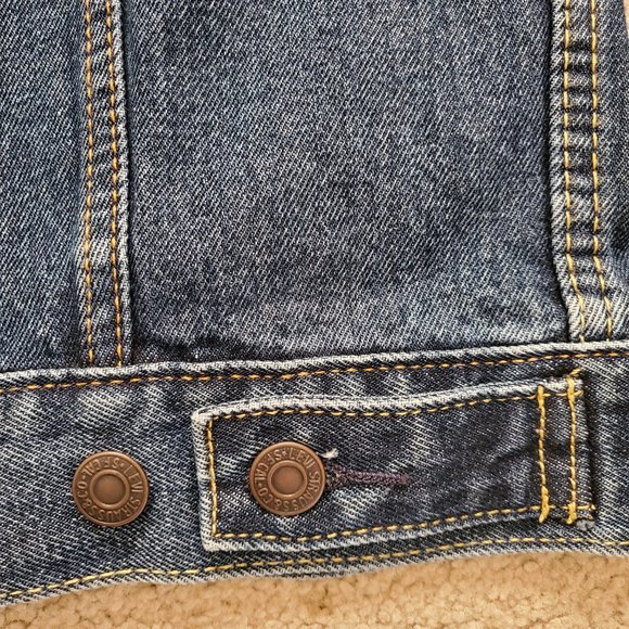 Levi's Denim Jacket - Picture 14 of 16